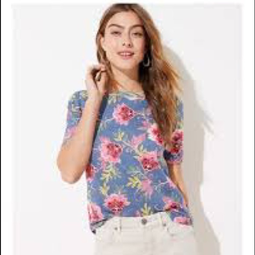 LOFT Floral Top - Picture 9 of 9